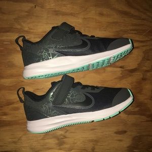 nike downshifter 9 preschool